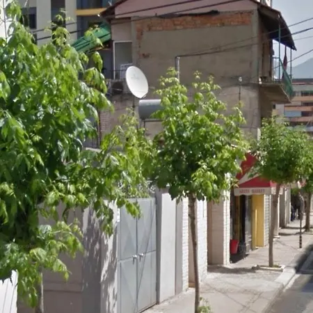 Apartment A Cheerful With Free Parking Space Tirana
